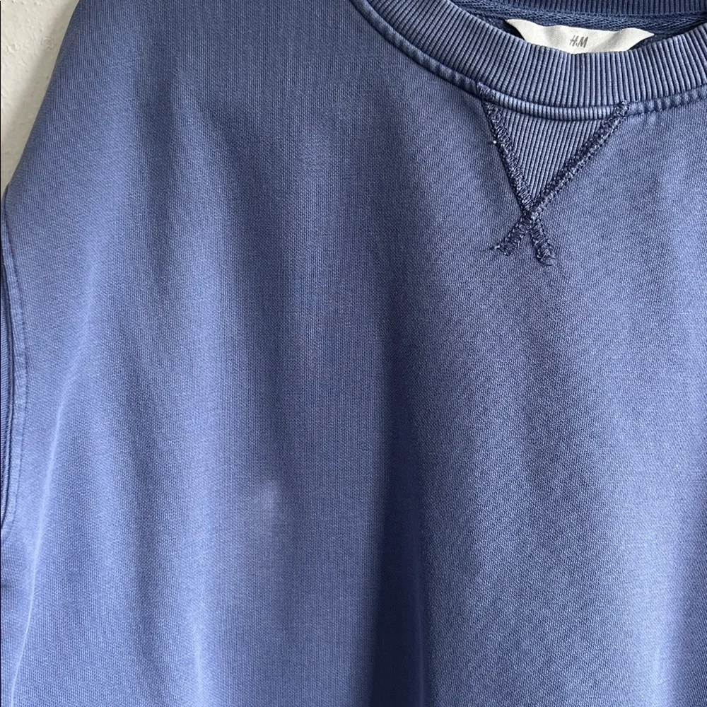 H&M CREW-NECK SWEATSHIRT & JOGGERS - Picture 10 of 13
